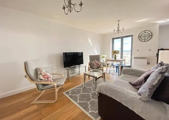 Beach Front Apt With Stunning Sea View