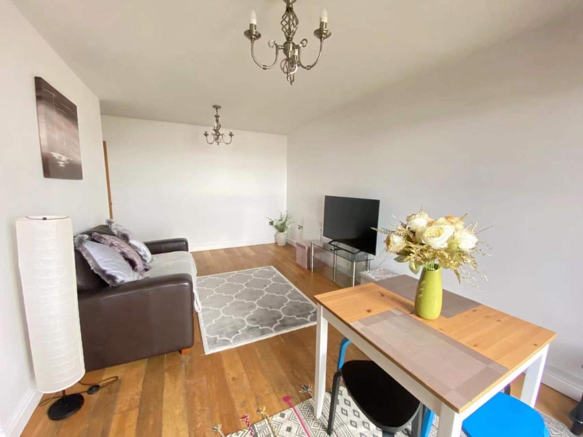 Apartment Front With Stunning Sea View Swansea